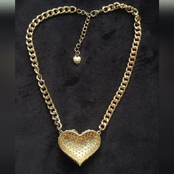 Betsey Johnson crystal heart bow necklace - Picture 5 of 6